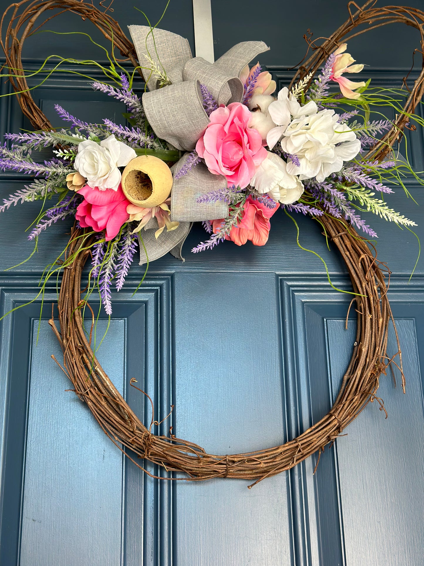 Grapevine Easter Bunny | Grapevine Easter Wreath | Kim's Touch